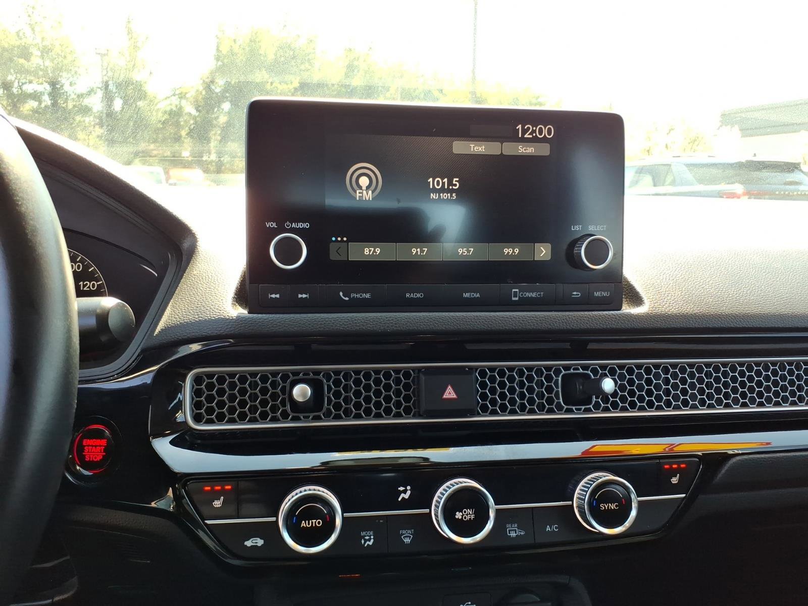 Used 2022 Honda Civic EX image 21