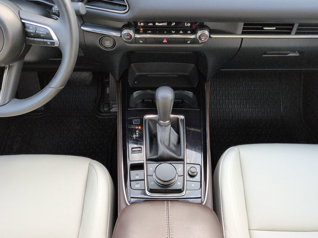 Used 2024 MAZDA CX-30 AWD 2.5 S w/ Premium Package image 18