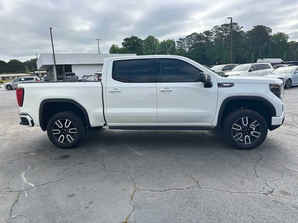 Used 2022 GMC Sierra 1500 AT4 w/ AT4 Preferred Package AWD/4WD image 5