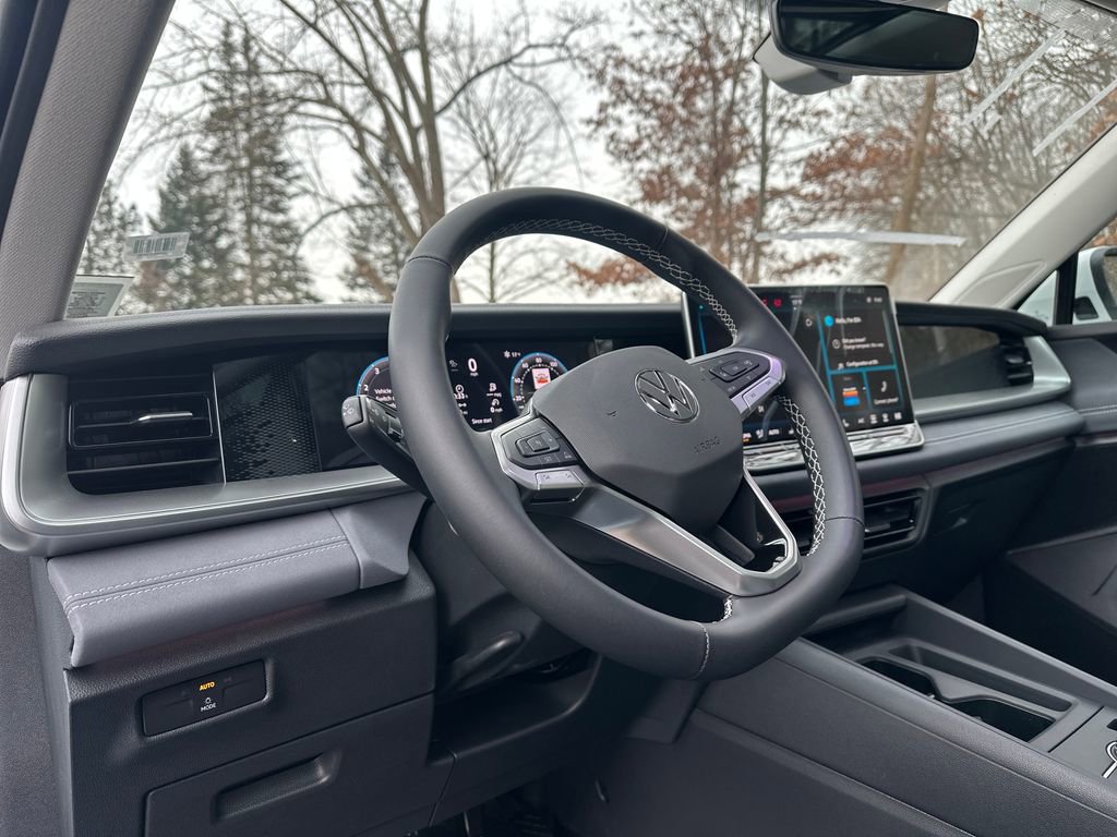 New 2026 Volkswagen Tiguan SE image 6