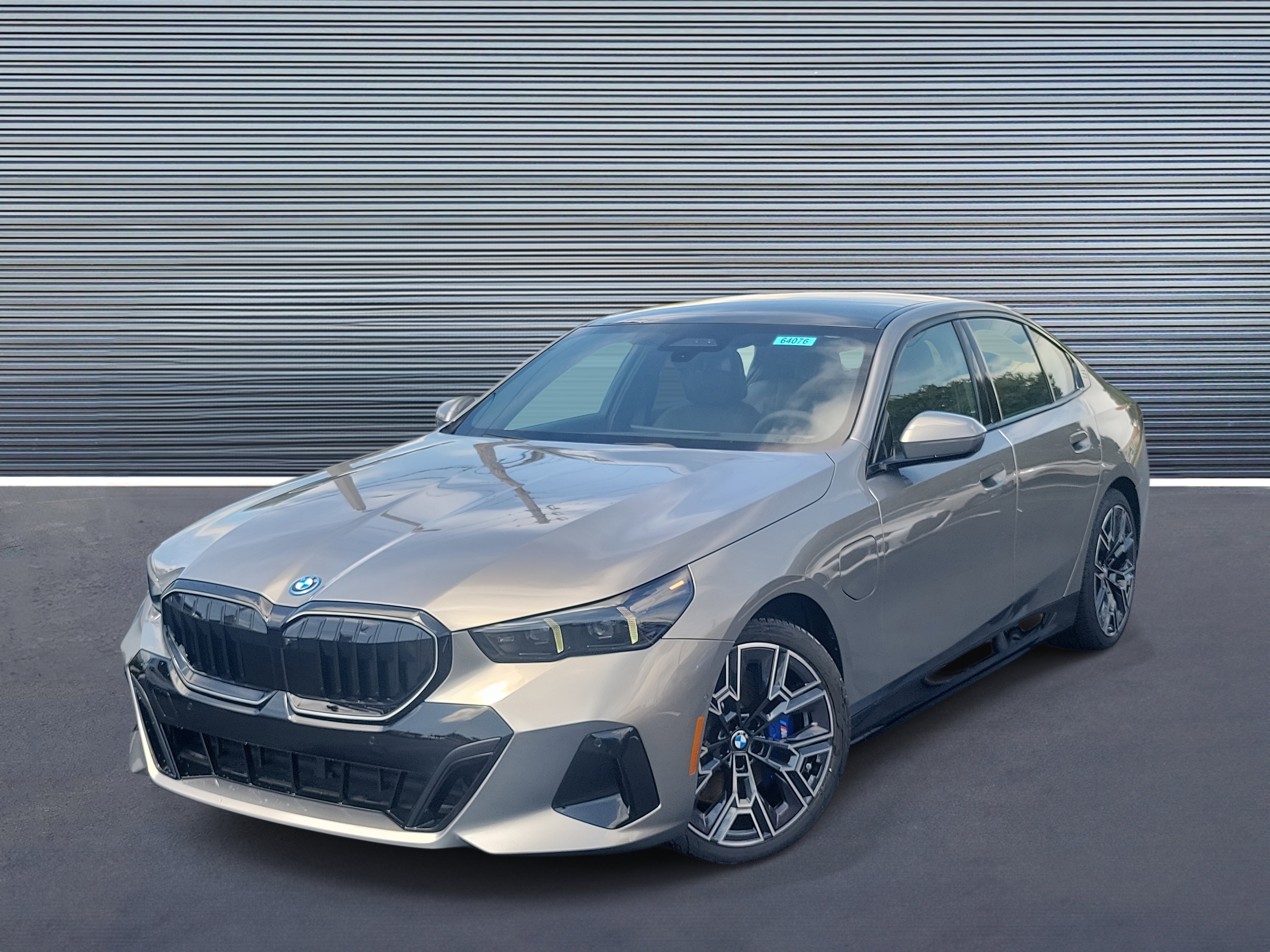 New 2026 BMW 550e xDrive