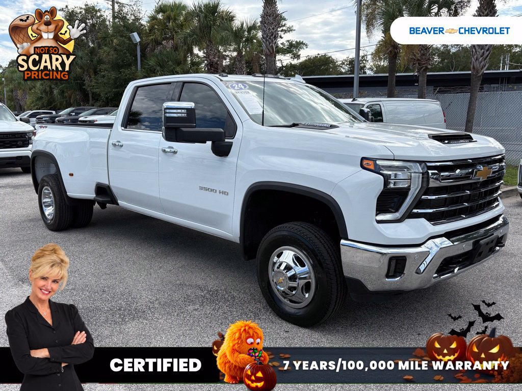 Used 2024 Chevrolet Silverado 3500 LTZ w/ LTZ Convenience Package AWD/4WD image 9