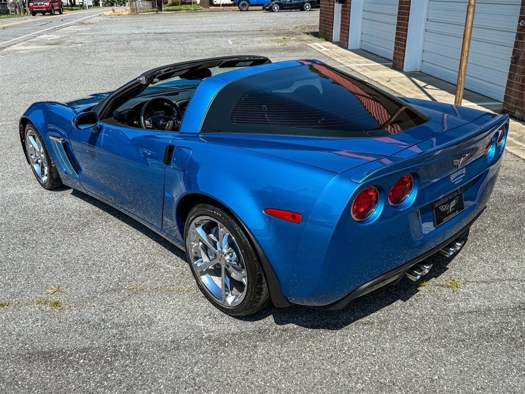 Used 2011 Chevrolet Corvette Grand Sport w/ Preferred Equipment Group RWD image 24