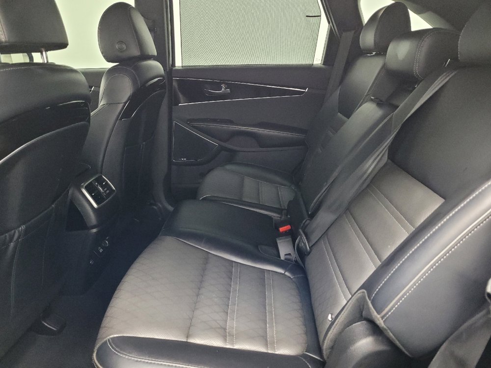 Used 2019 Kia Sorento SX AWD/4WD image 18