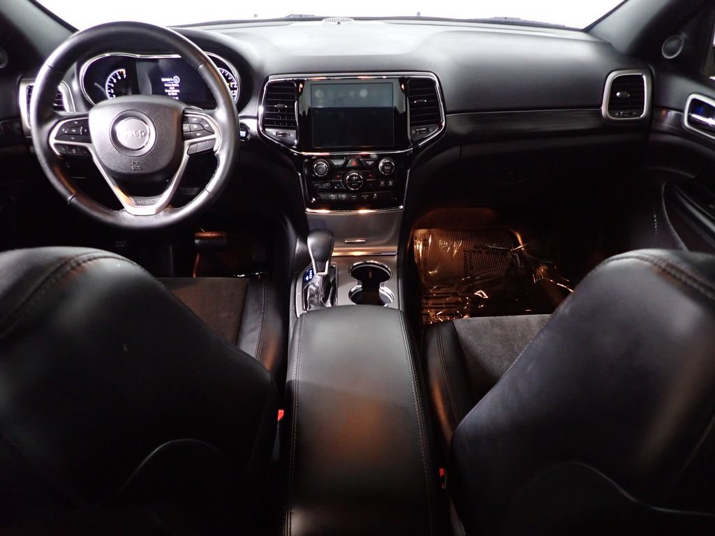 Used 2019 Jeep Grand Cherokee Altitude AWD/4WD image 30