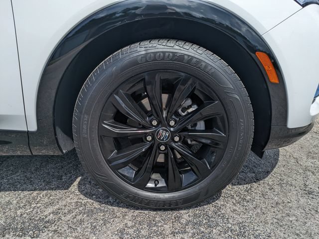 Certified 2024 Buick Envista Sport Touring w/ Convenience I Package FWD image 11