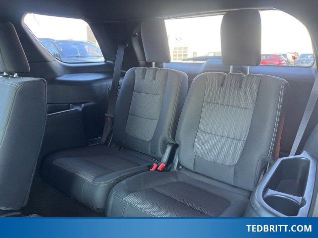 Used 2019 Ford Explorer XLT image 17