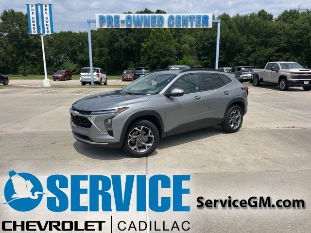 Used 2025 Chevrolet Trax LT w/ LT Convenience Package