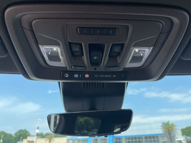 Used 2023 GMC Sierra 1500 Denali w/ Denali Reserve Package AWD/4WD image 36