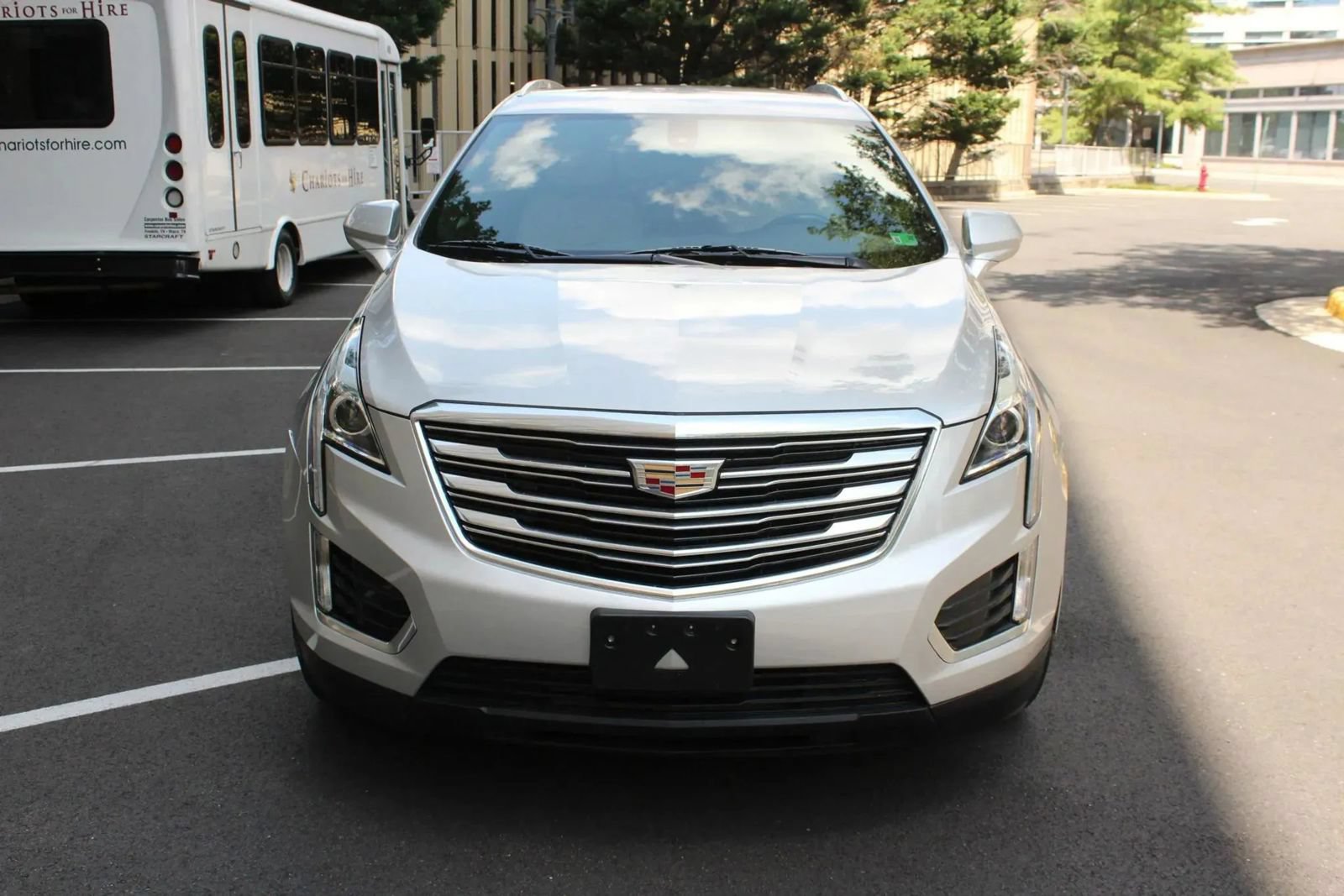 Used 2018 Cadillac XT5 AWD image 3
