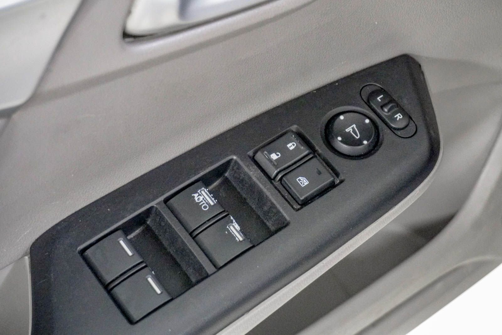 Used 2015 Honda Civic EX-L image 17