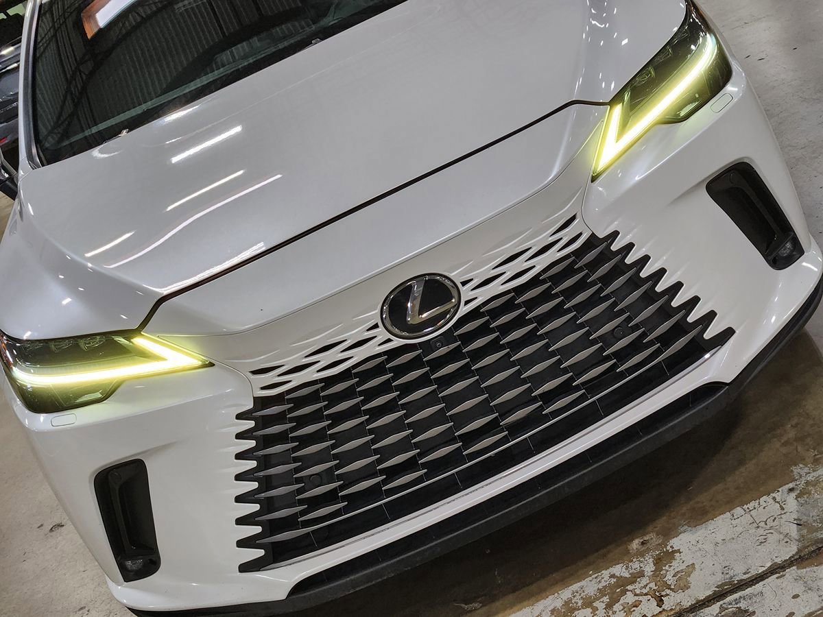 Used 2023 Lexus RX 350 FWD w/ Accessory Package (Z1) image 19