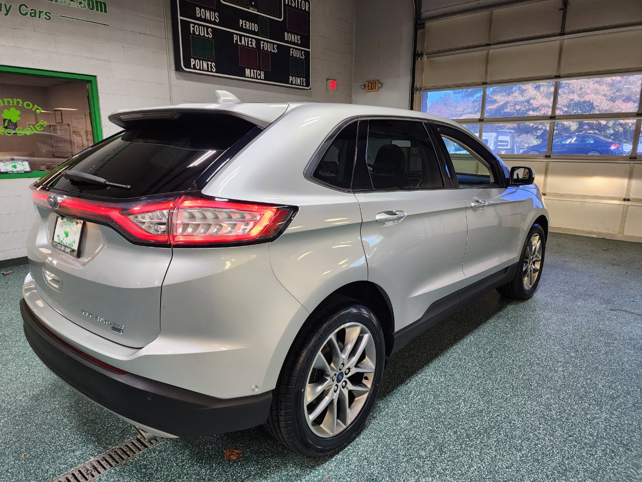 Used 2017 Ford Edge Titanium w/ Equipment Group 302A image 6