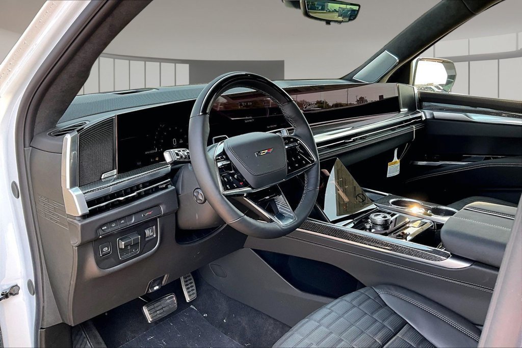 New 2026 Cadillac Escalade ESV V w/ LPO, ONYX Package AWD/4WD image 6