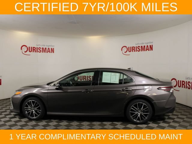 Used 2022 Toyota Camry XLE FWD image 4