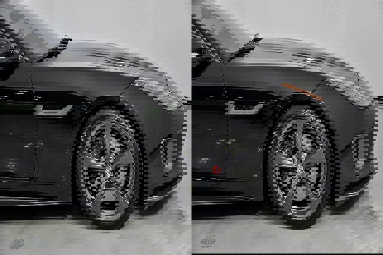 Used 2018 Jaguar F-TYPE 400 Sport image 15