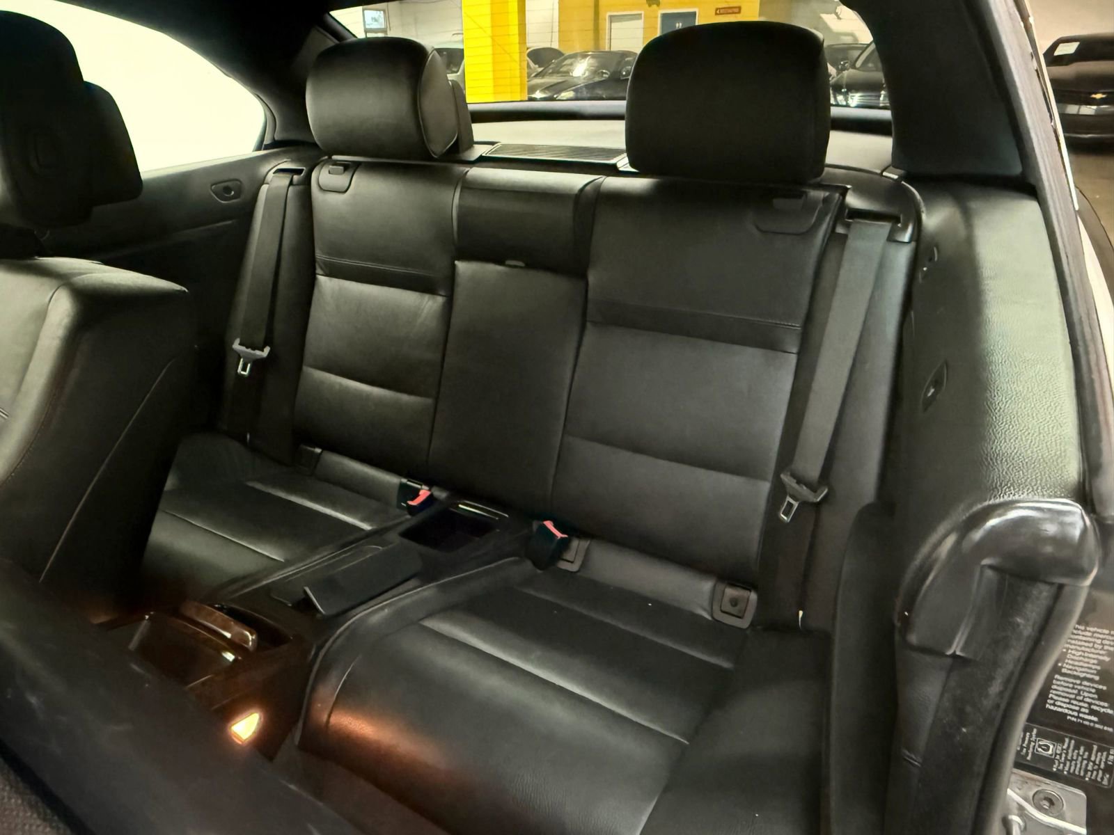 Used 2010 BMW 335i Convertible image 19