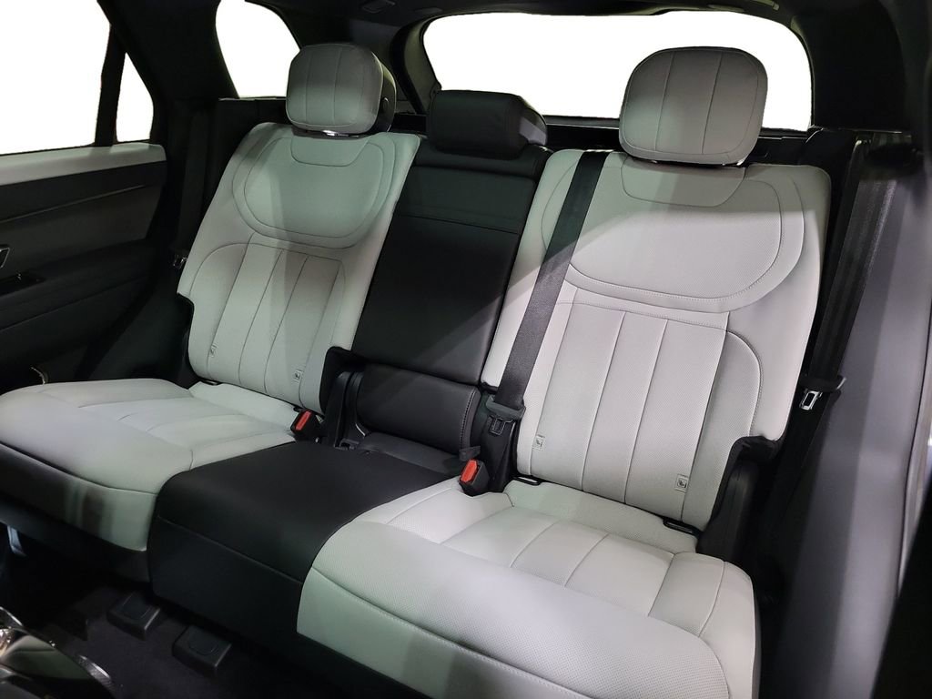 New 2026 Land Rover Range Rover Sport Dynamic SE image 22