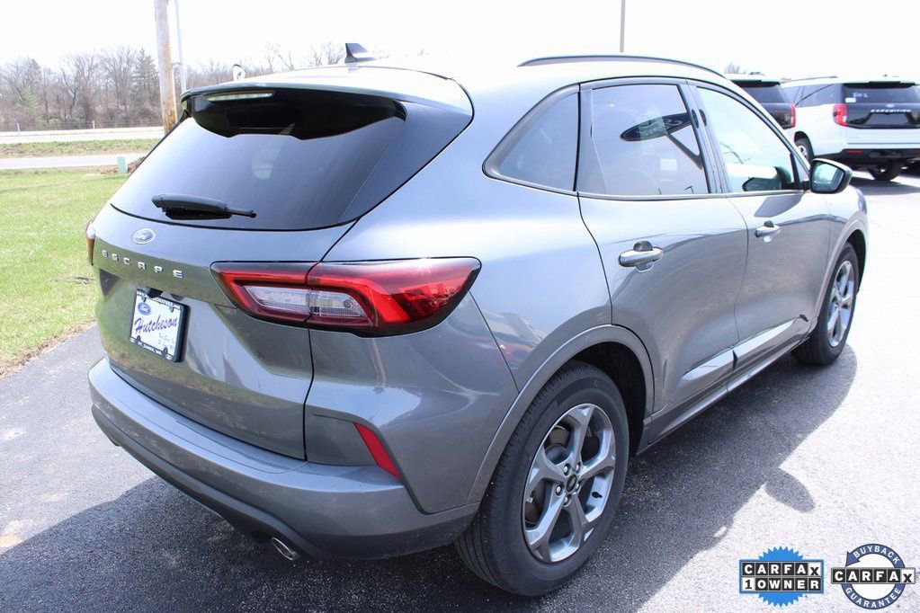Used 2024 Ford Escape ST-Line w/ Cold Weather Package image 14