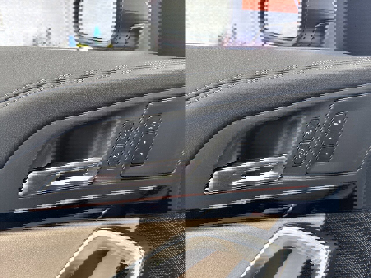 New 2025 BMW X1 xDrive28i w/ Technology Package image 37