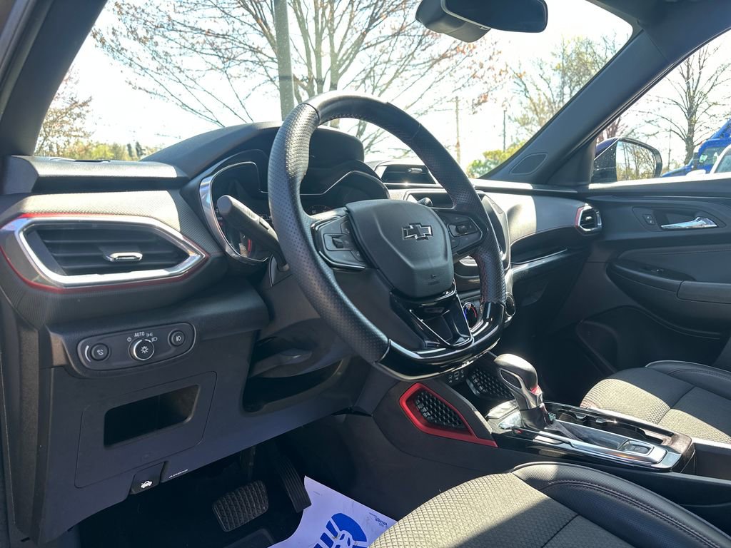 Used 2023 Chevrolet TrailBlazer RS AWD/4WD image 6