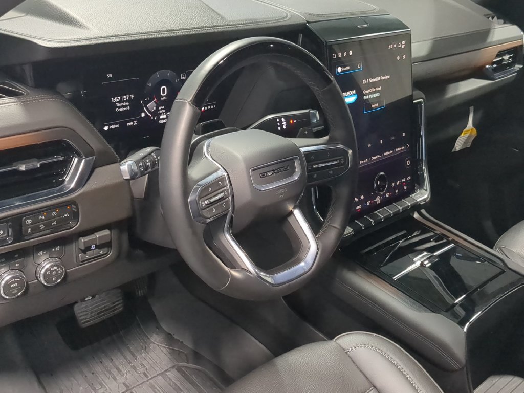 Used 2026 GMC Yukon XL Denali w/ Denali Reserve Package AWD/4WD image 12