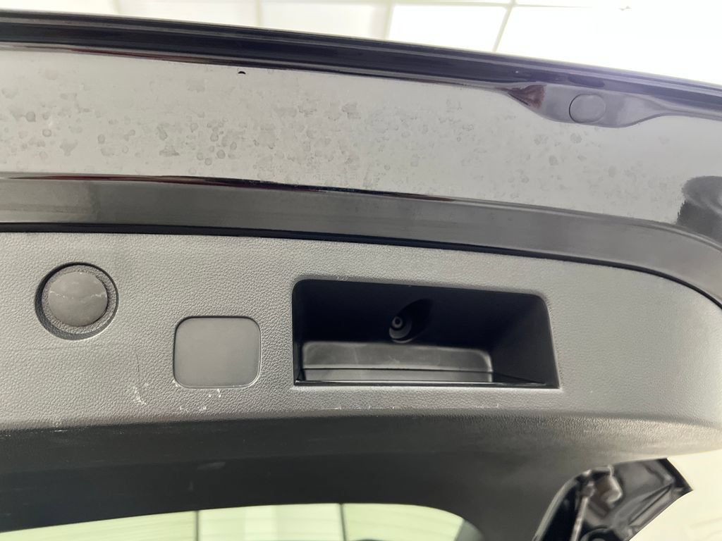 Used 2026 Chevrolet Equinox LT FWD image 39