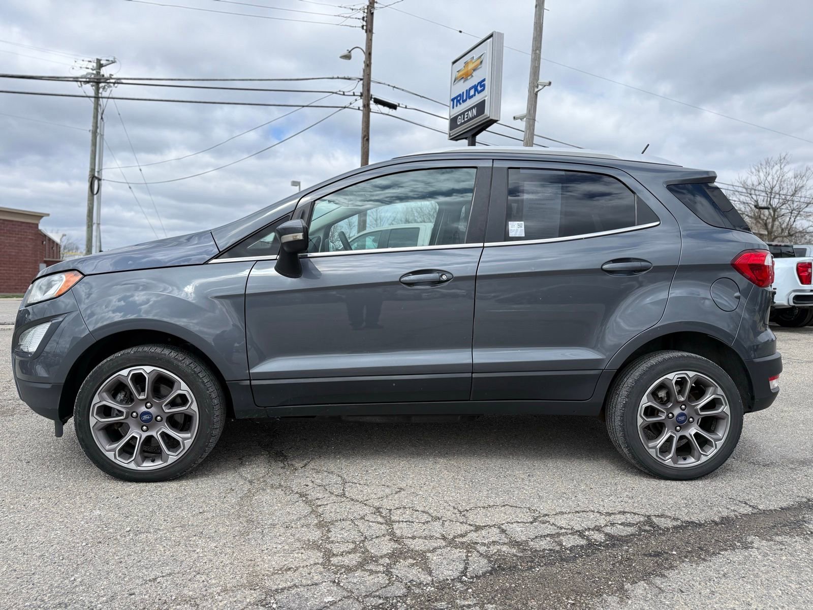 Used 2020 Ford EcoSport Titanium image 5