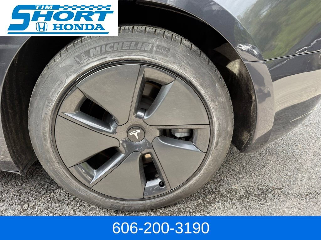 Used 2021 Tesla Model 3 Standard Range Plus RWD image 11