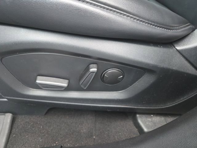 Used 2023 Ford Explorer XLT w/ Equipment Group 202A image 27