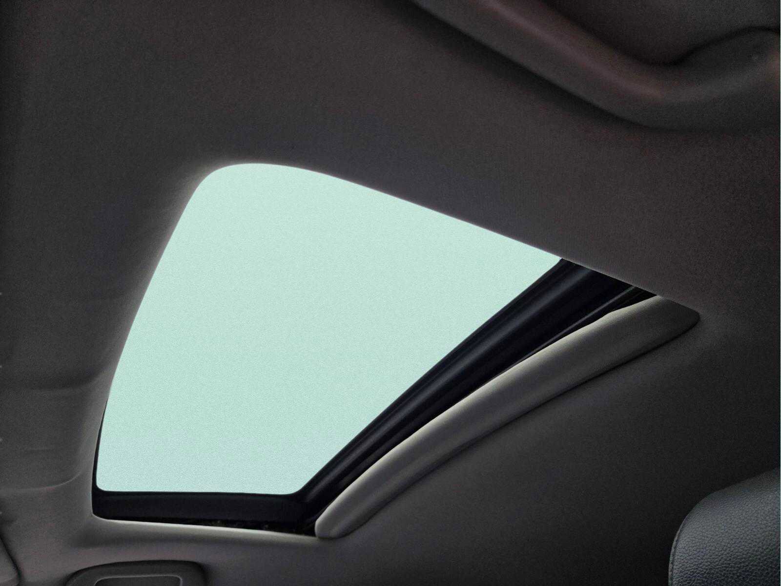 Used 2010 Honda Crosstour EX-L image 11