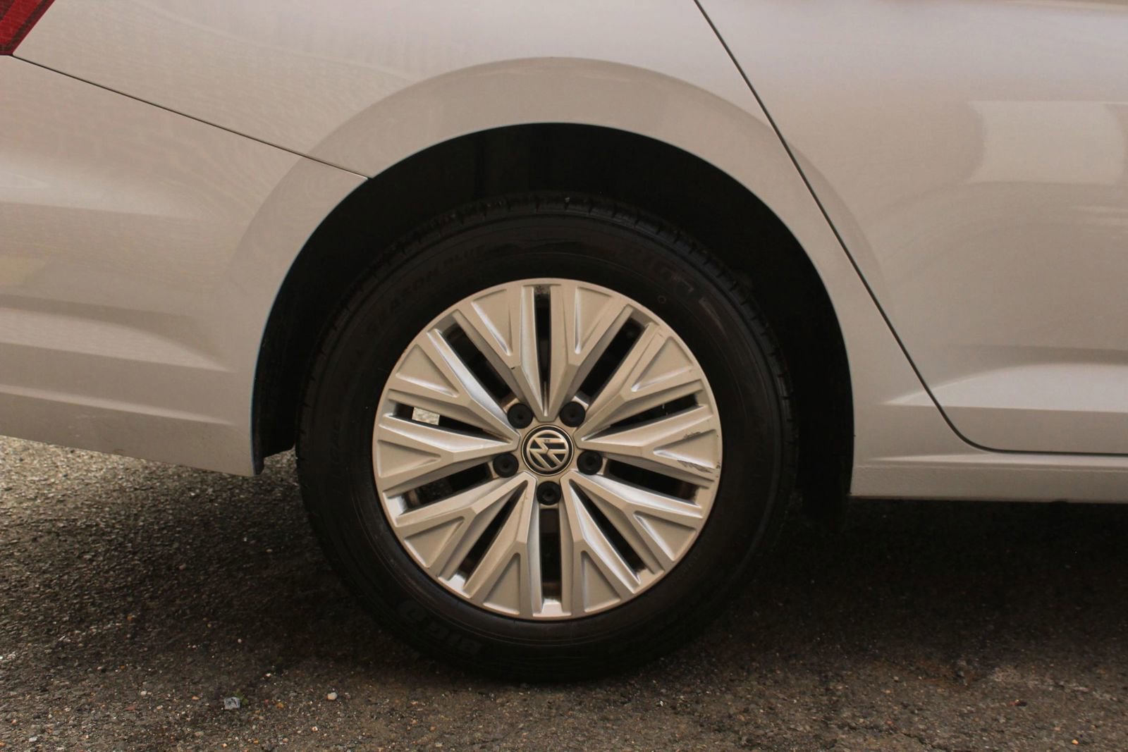 Used 2019 Volkswagen Jetta S w/ Driver Assistance Package image 9