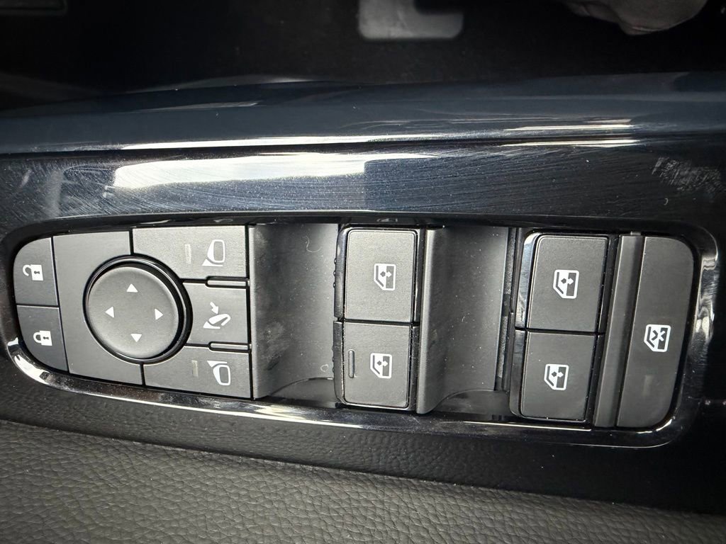 New 2026 Nissan Pathfinder SL image 22