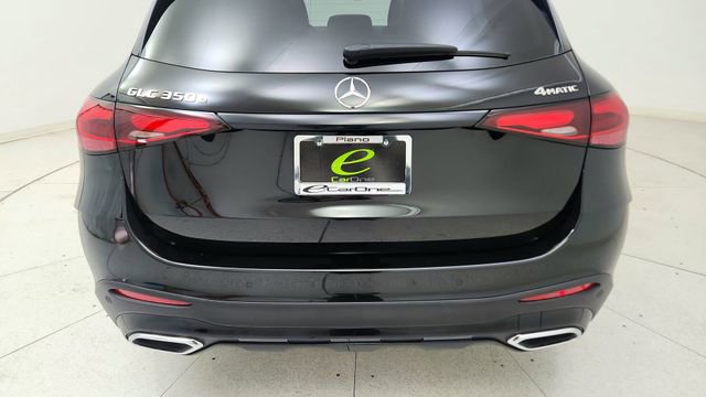 Used 2025 Mercedes-Benz GLC 350e 4MATIC image 11