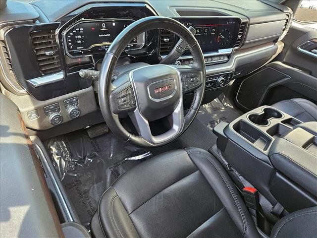 Used 2025 GMC Sierra 1500 SLT AWD/4WD image 8