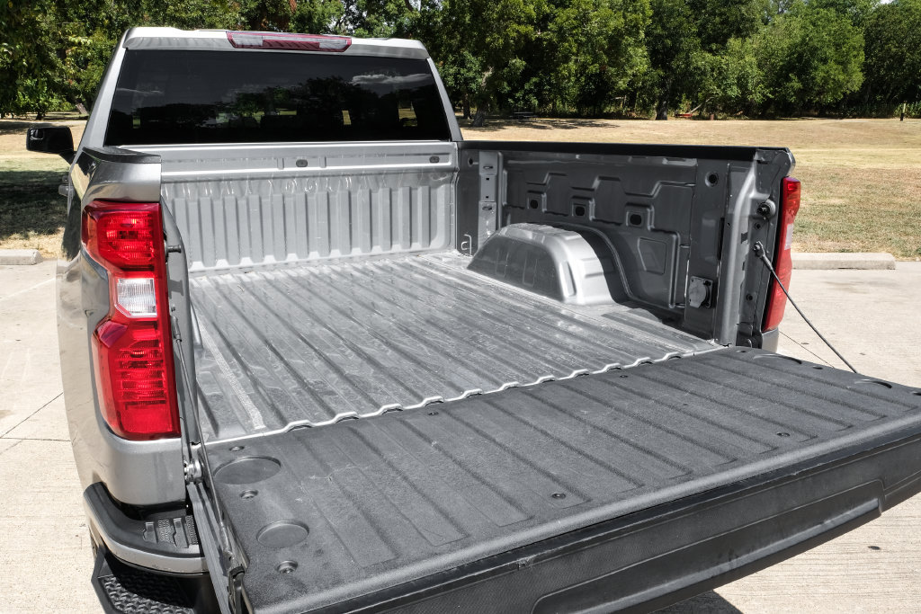 Used 2024 Chevrolet Silverado 1500 Custom RWD image 55