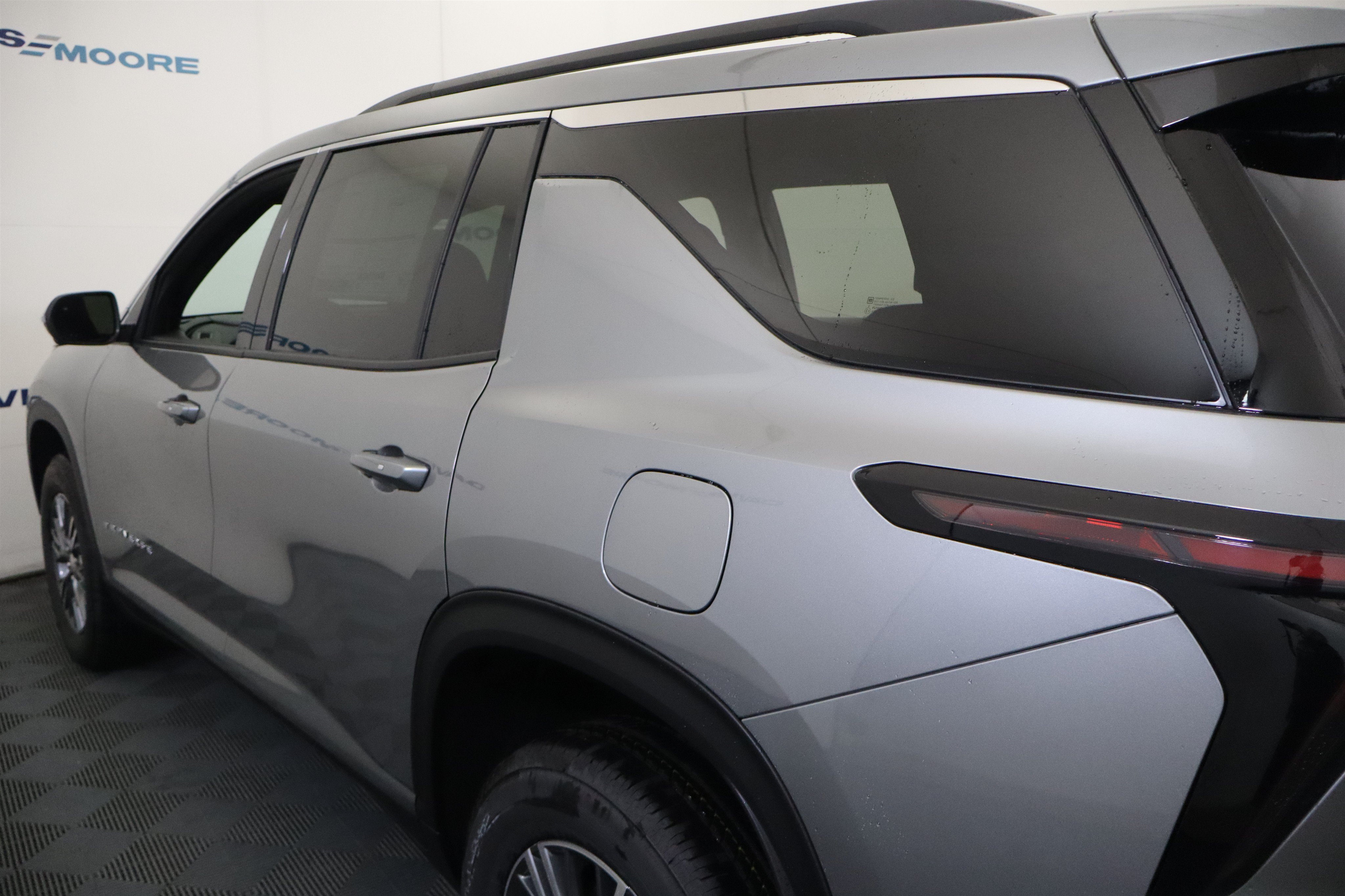 New 2026 Chevrolet Traverse LT w/ Driver Confidence Package FWD image 11