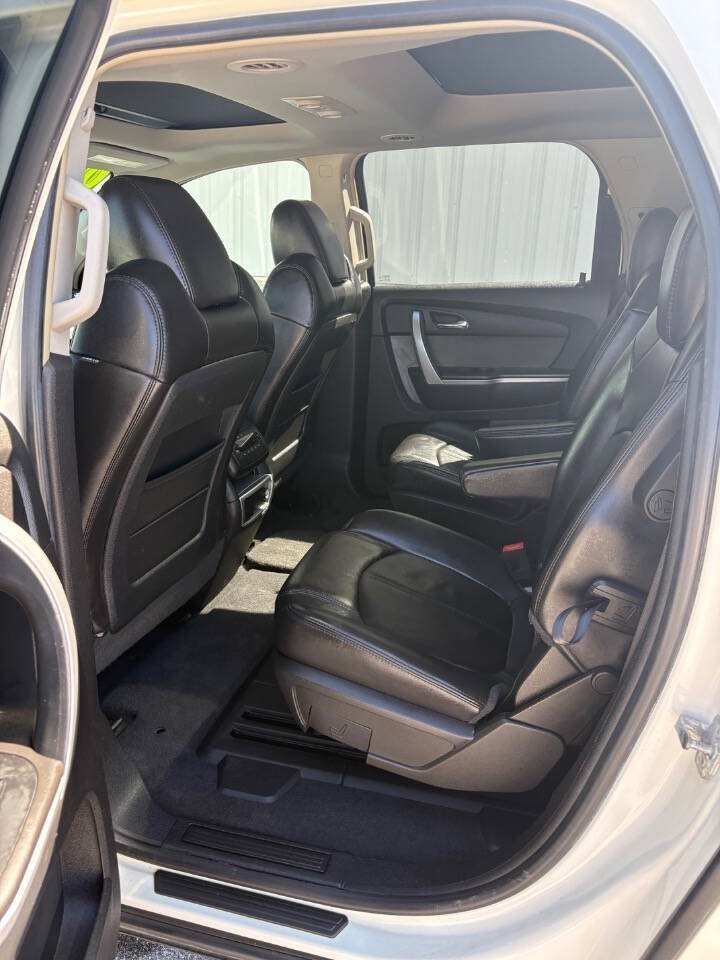 Used 2009 GMC Acadia SLT w/ Technology Package AWD/4WD image 9