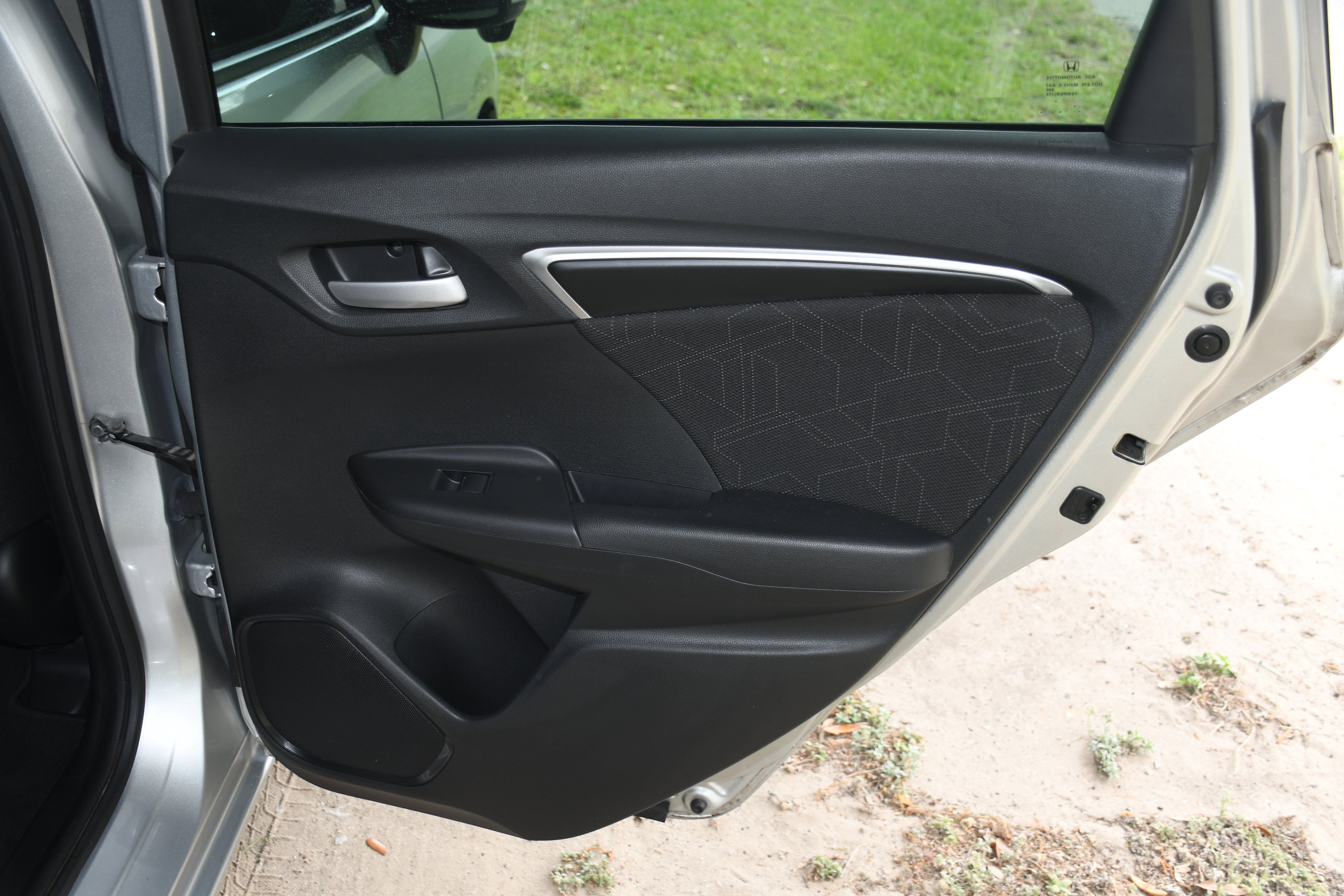 Used 2015 Honda Fit EX image 19