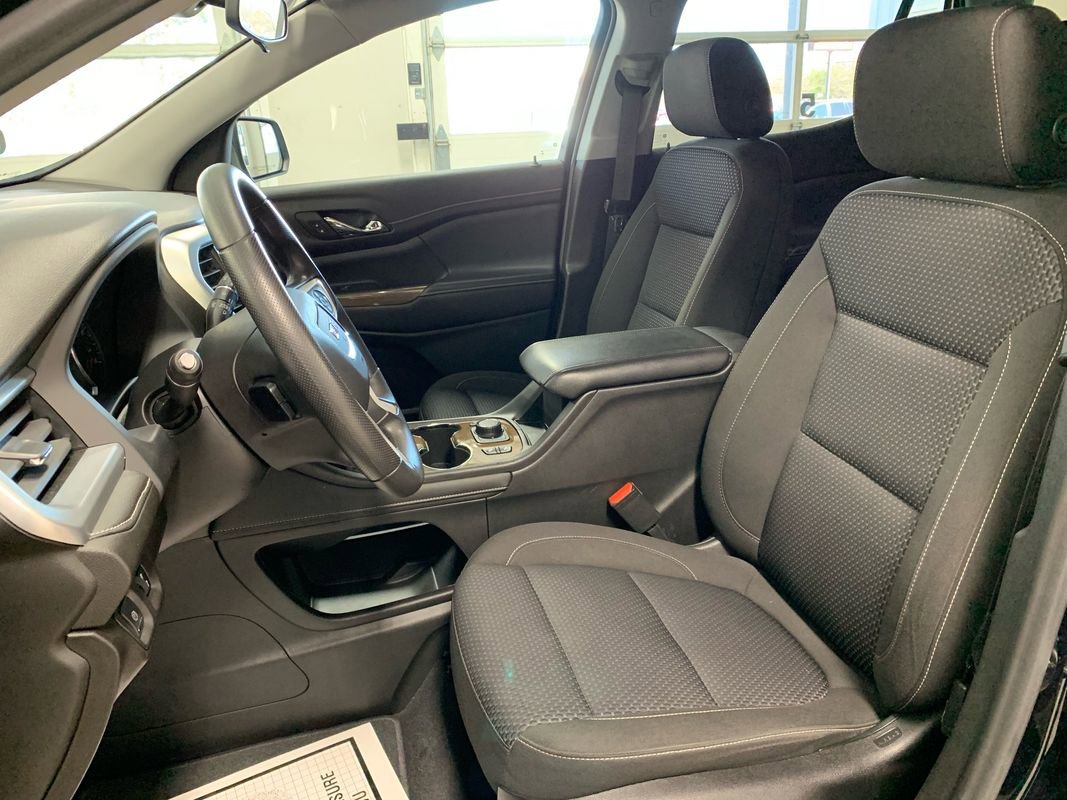 Used 2022 GMC Acadia SLE w/ Driver Convenience Package image 16