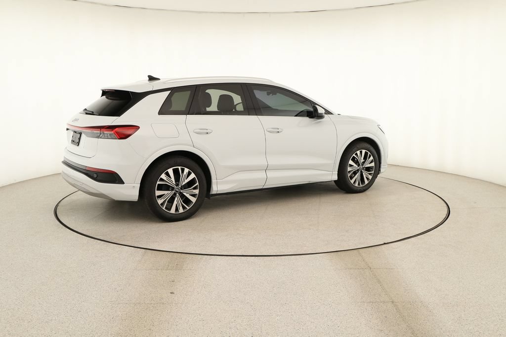Used 2023 Audi Q4 e-tron Premium Plus w/ Premium Plus RWD image 5
