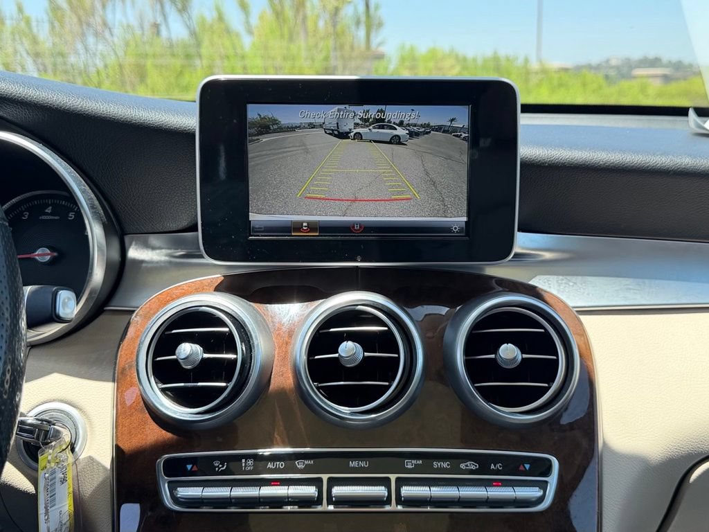 Used 2019 Mercedes-Benz GLC 300 4MATIC image 26
