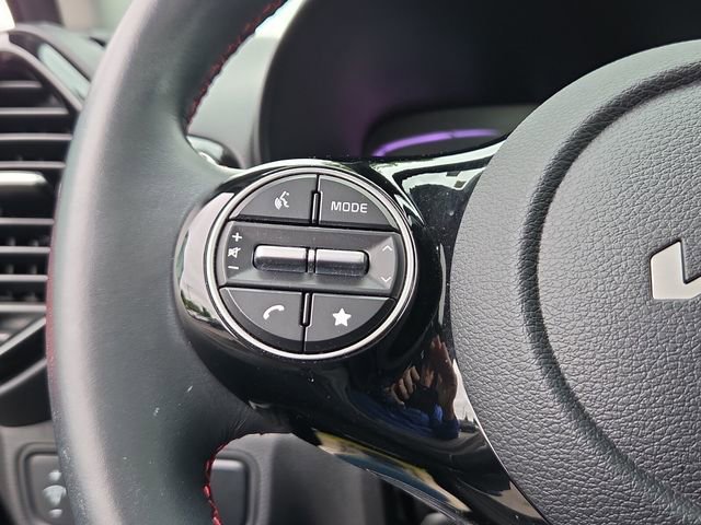 Used 2023 Kia Soul GT-Line w/ GT-Line Technology Package FWD image 26