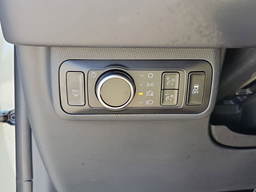 Used 2025 Ford Mustang Mach-E Premium image 30