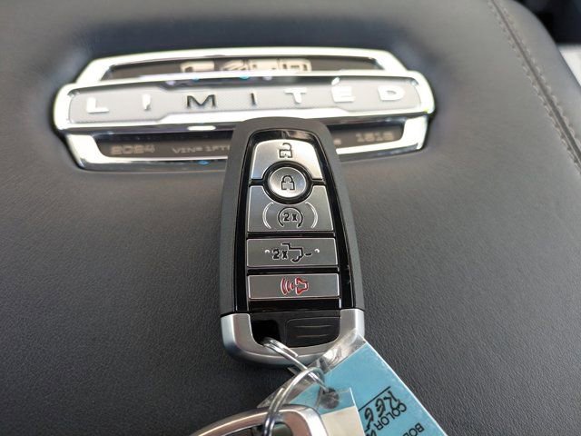 Certified 2024 Ford F450 Limited w/ FX4 Off-Road Package image 33