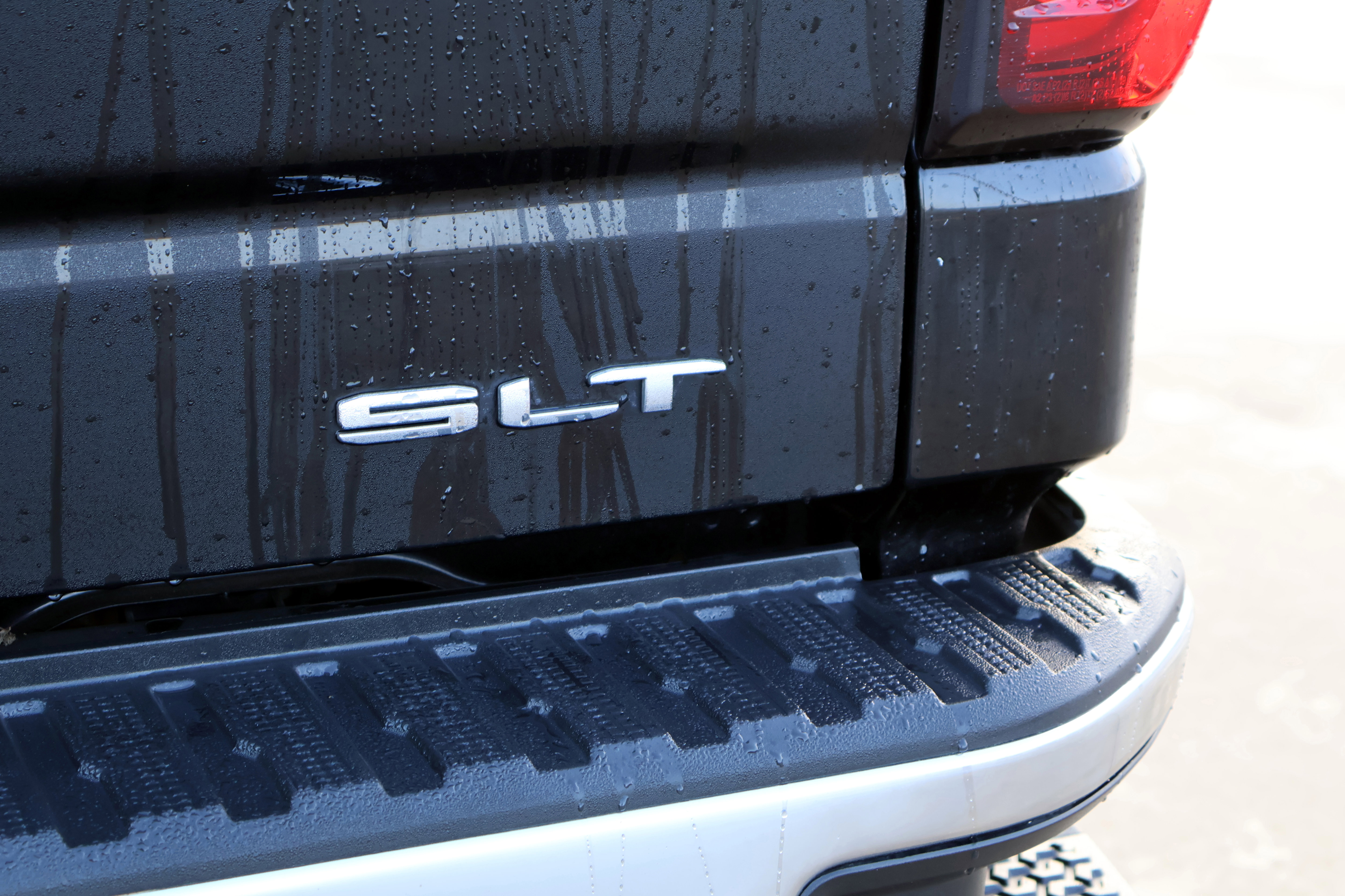 Used 2021 GMC Sierra 1500 SLT image 11