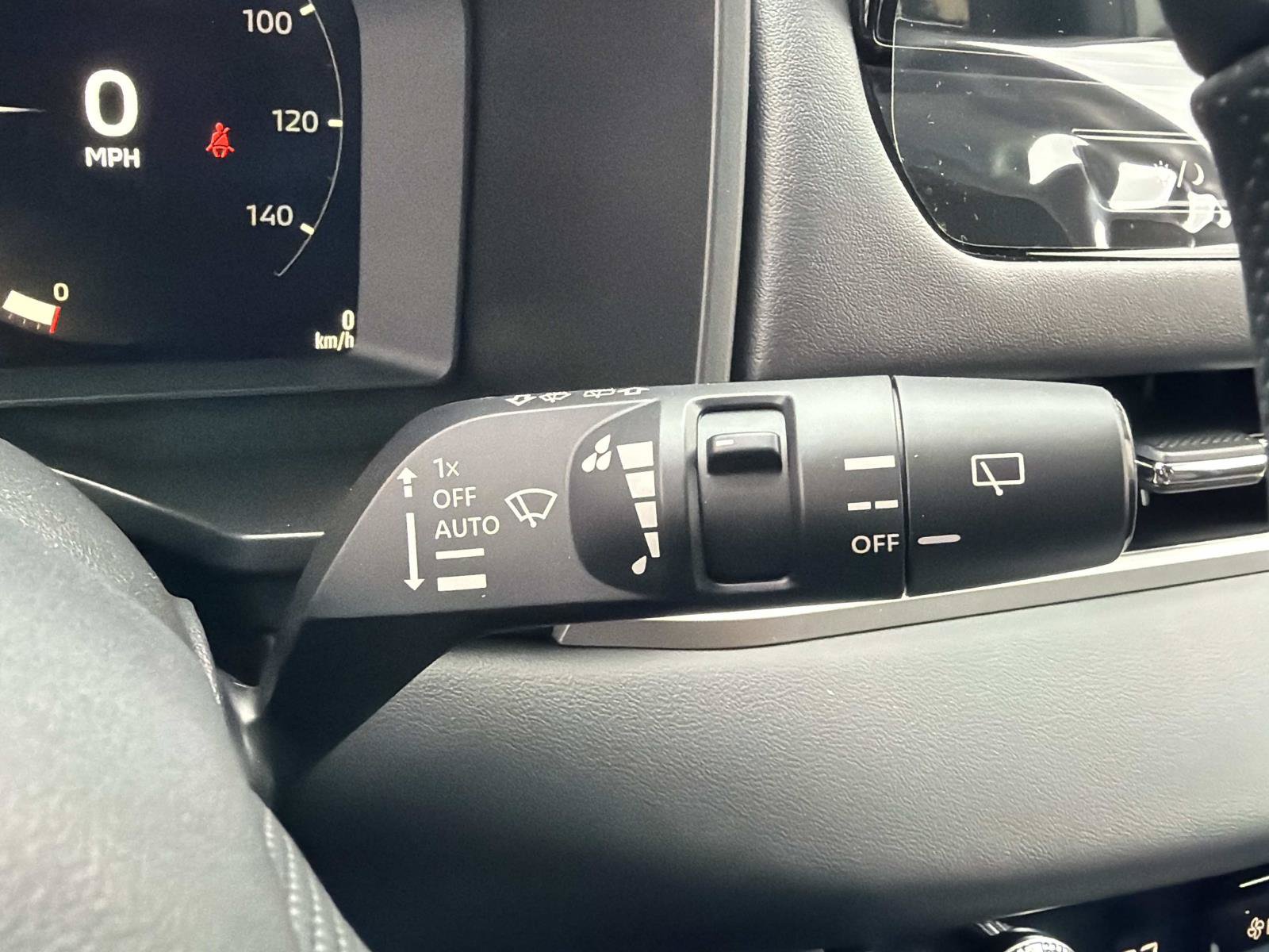 New 2026 Mitsubishi Outlander SE AWD/4WD image 30