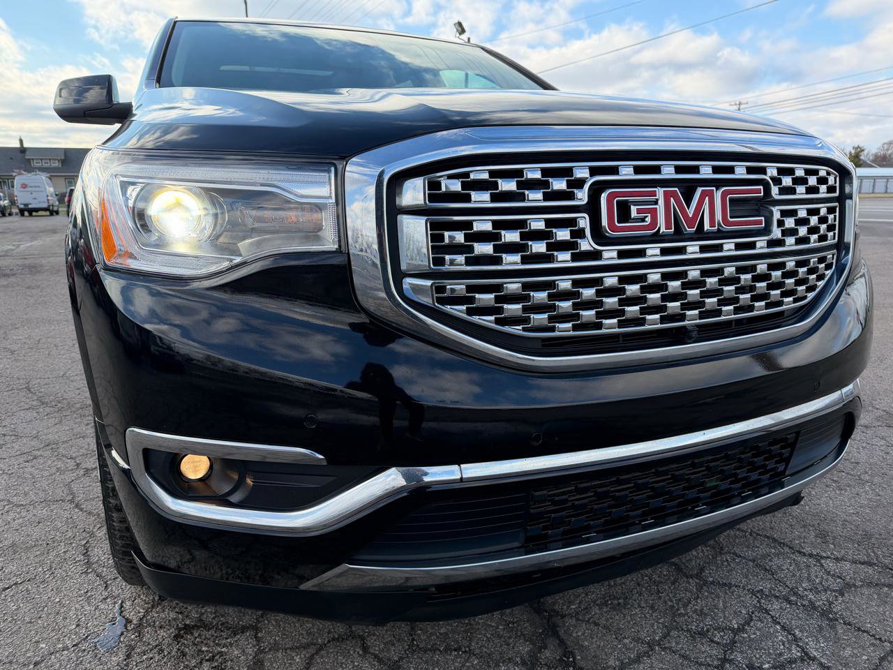 Used 2018 GMC Acadia Denali w/ Technology Package image 18