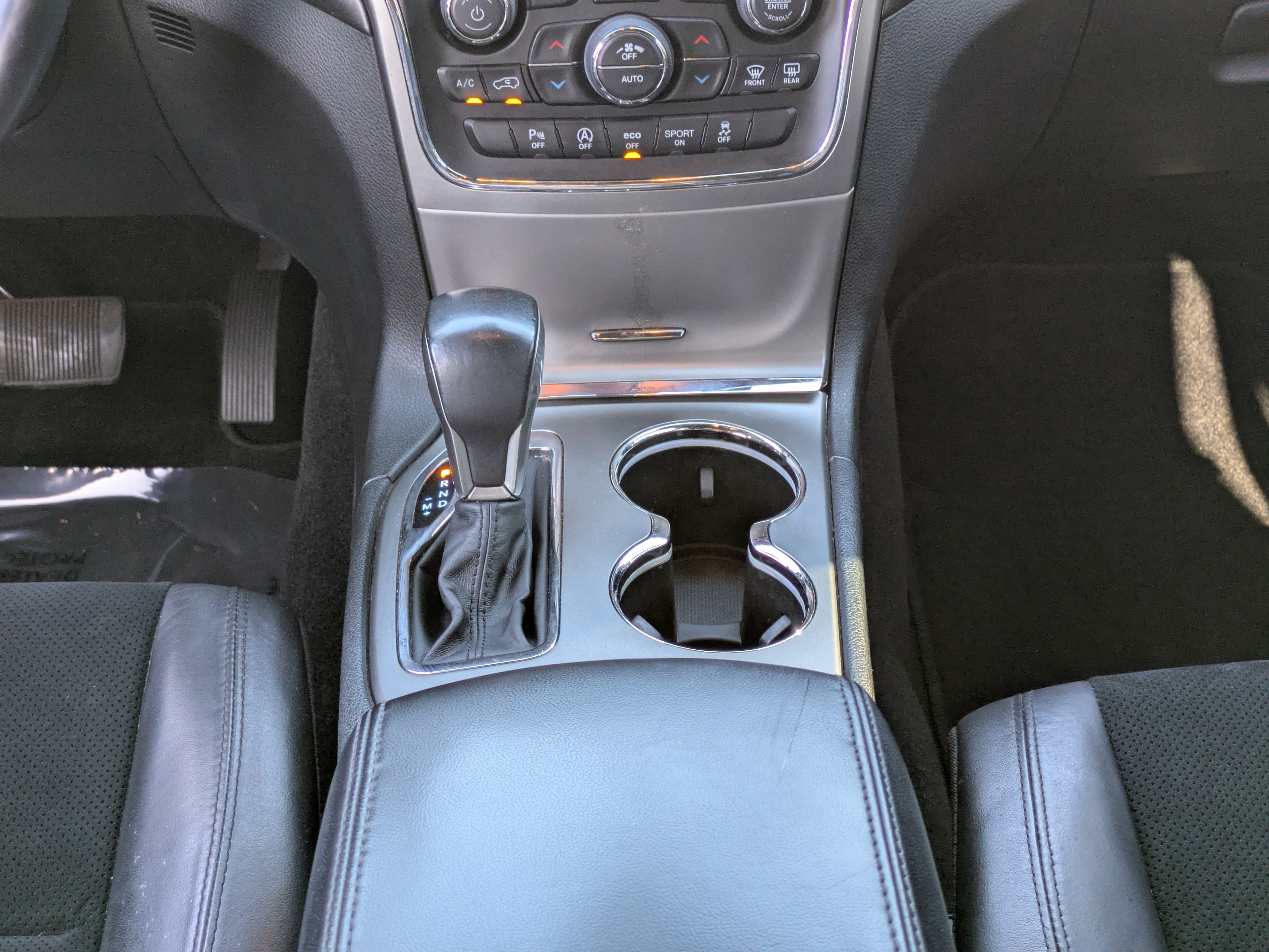 Used 2018 Jeep Grand Cherokee Altitude image 21