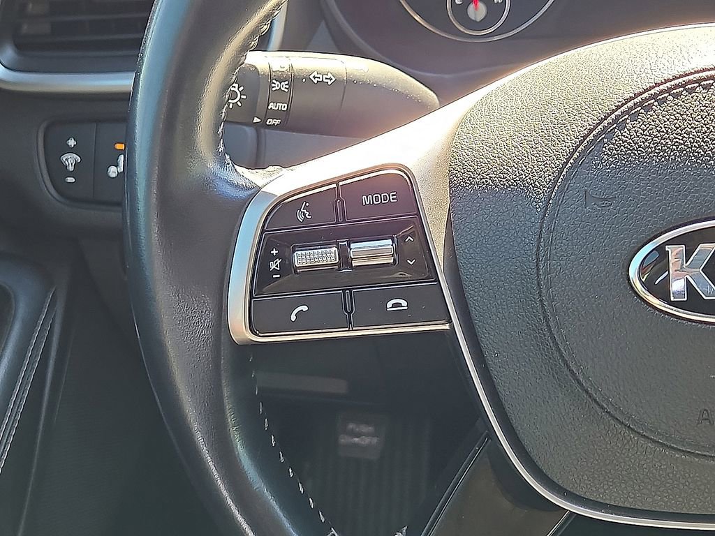 Used 2020 Kia Sorento S image 19
